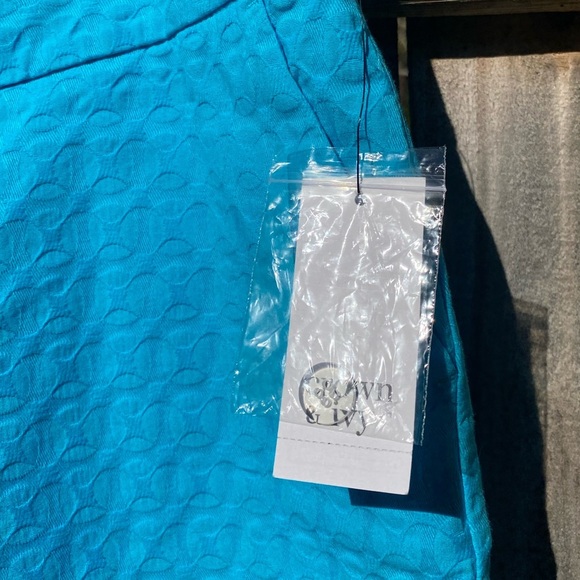 Crown & Ivy Women's Blue Scalloped Shorts NWT - Picture 5 of 7